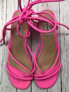Steve Madden Wrap heels